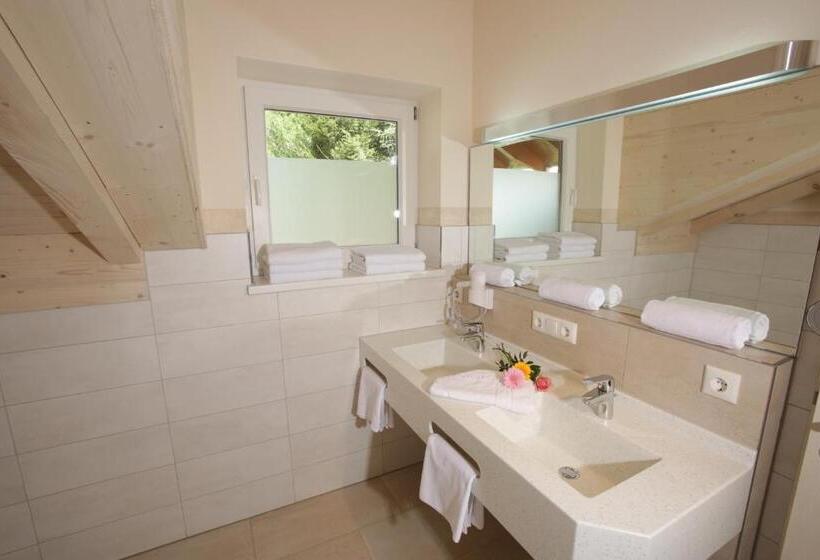 1 Bedroom Apartment Lake View, Pension Gut Horn