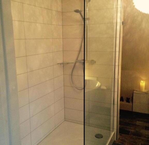 اتاق استاندارد, Bettis