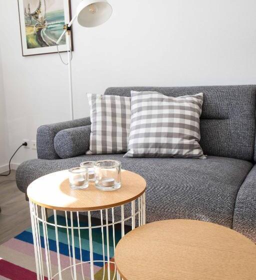 شقة غرفة نوم واحدة مزودة بشُرفة, Villa Westend