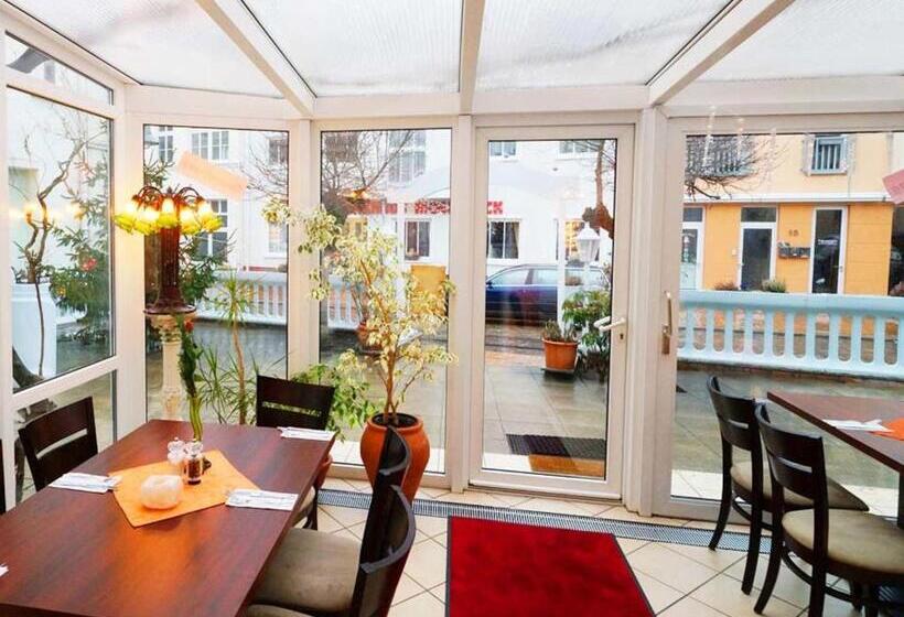 חדר סטנדרט לארבעה, Pension Mesogios