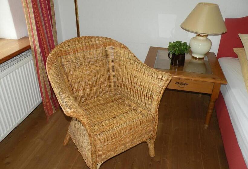 スタンダードルーム, Alte Posthalterei Zorneding