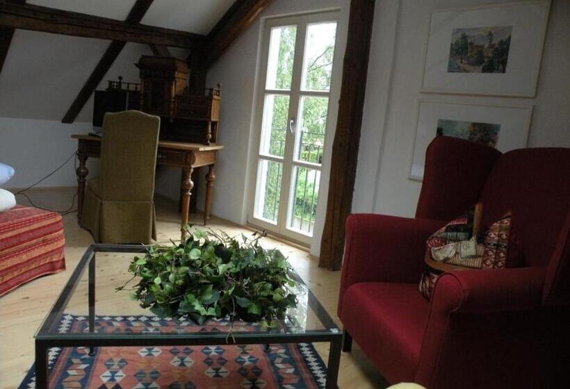 スタンダードルーム, Alte Posthalterei Zorneding