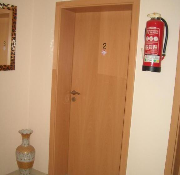 Номер Economy, Pension Rialto