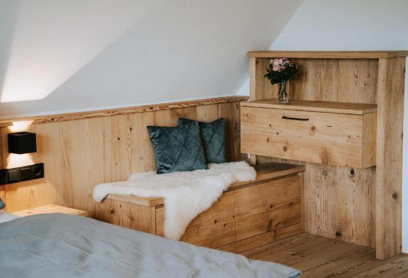 침실 2개 아파트, Blumbauernhof