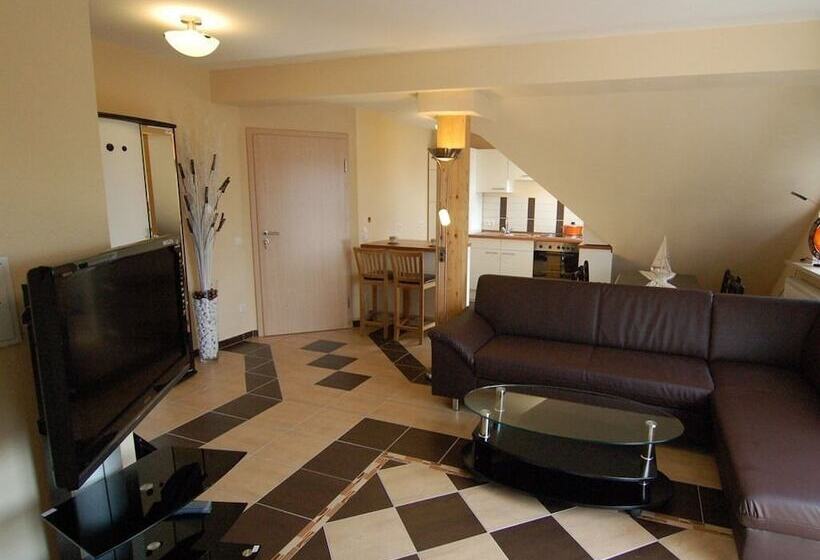 Апартаменты 1 Спальня, Nanis Hotel & Appartements