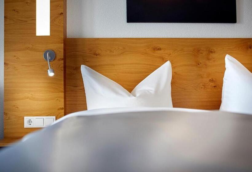 Номер Стандарт с Балконом, Gasthof Zur Post