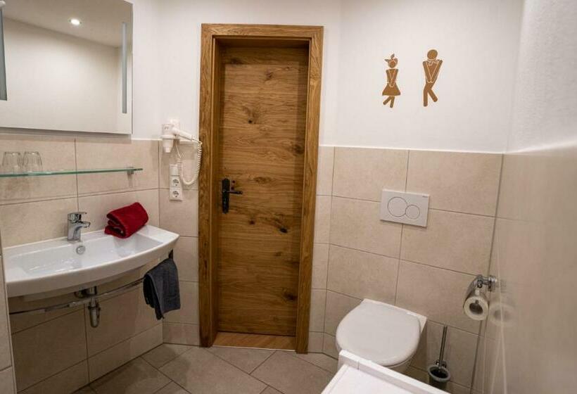 스탠다드 발코니 룸, Gã¤stehaus Hinterponholz