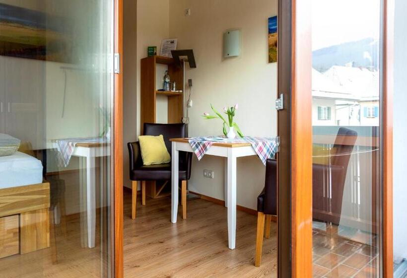 スタンダードルーム, Kurbad Und Landhaus Siass