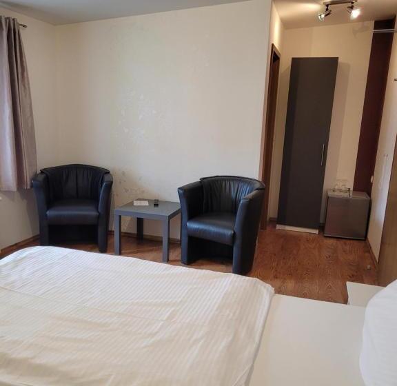 StandaardKamer, Pension Am Ozeaneum