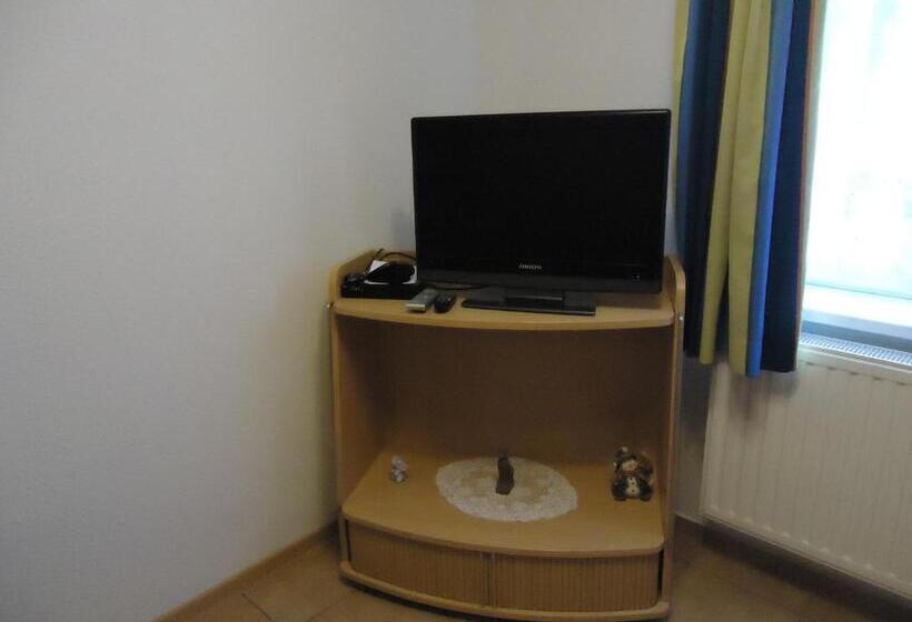 Standardrum, Pension An Der Stadtmauer