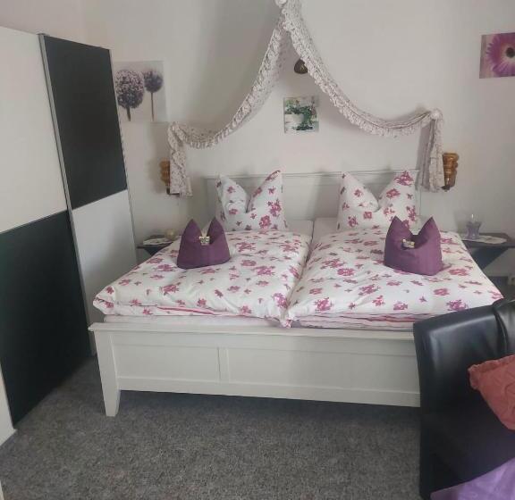 Номер Стандарт, Pension Jagdhütte