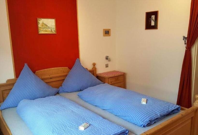 스탠다드 룸, Pension Regina/gräfenhaus