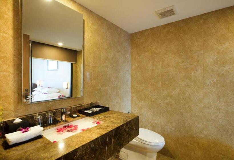 اتاق لوکس سه تخته, Sao Viet