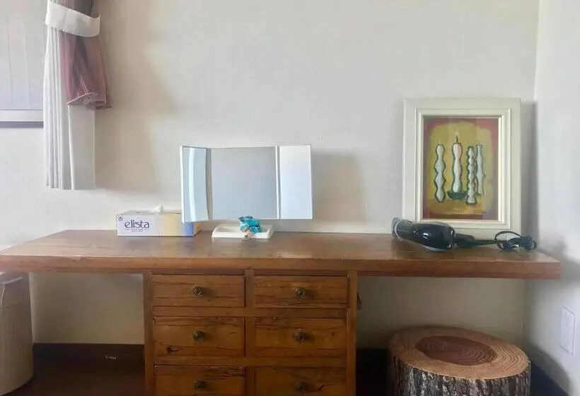 オーシャンビュースタンダードルーム, Naoshima Backpackers Guesthouse