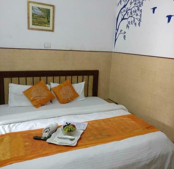 Quarto Deluxe, Embassy