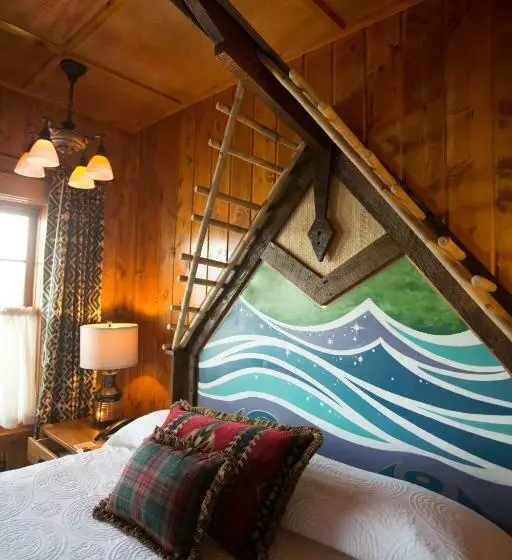 Standard-huone King-vuode, Mcmenamins Kalama Harbor Lodge