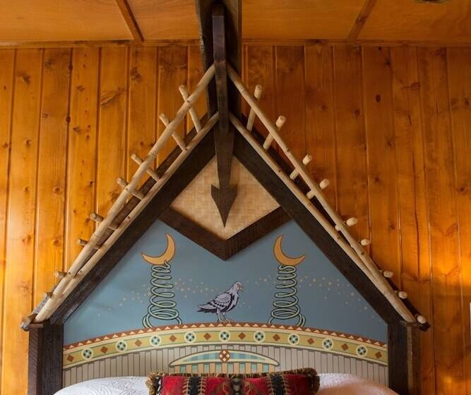 غرفة قياسية سرير مزدوج, Mcmenamins Kalama Harbor Lodge