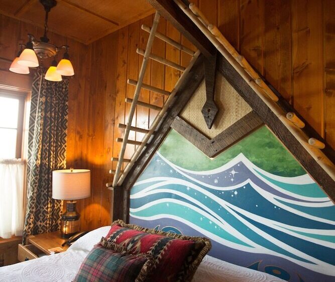 غرفة قياسية سرير مزدوج, Mcmenamins Kalama Harbor Lodge