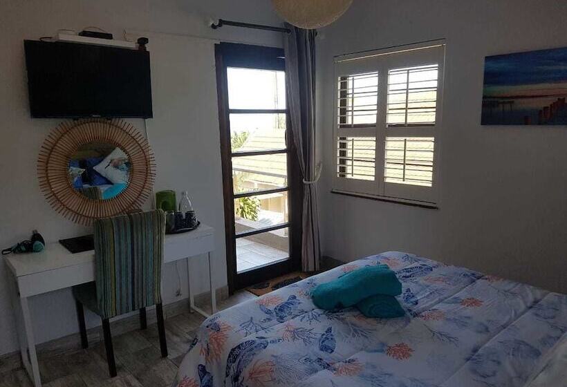 샬레, 32 On Mendoza