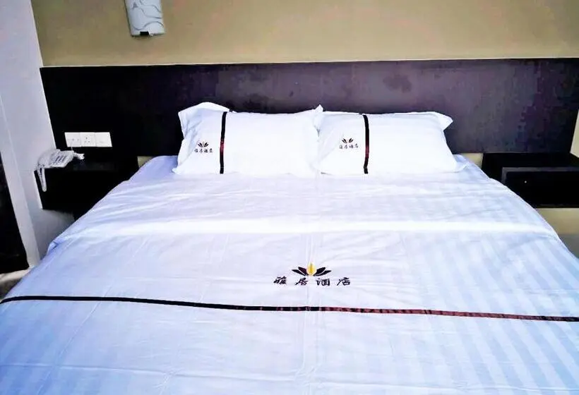 キングサイズベッドのデラックスルーム, Comfort Inn