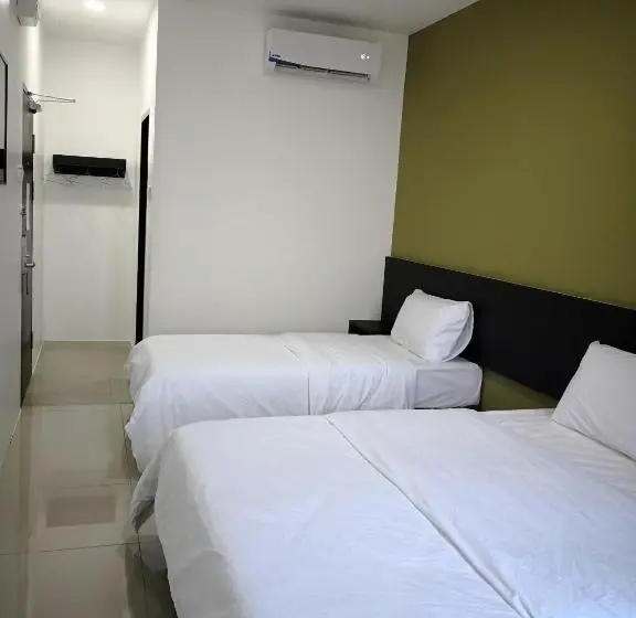 スタンダードトリプルルーム, Comfort Inn