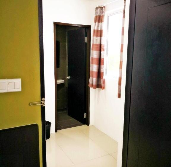 סוויטה משפחתית, Comfort Inn