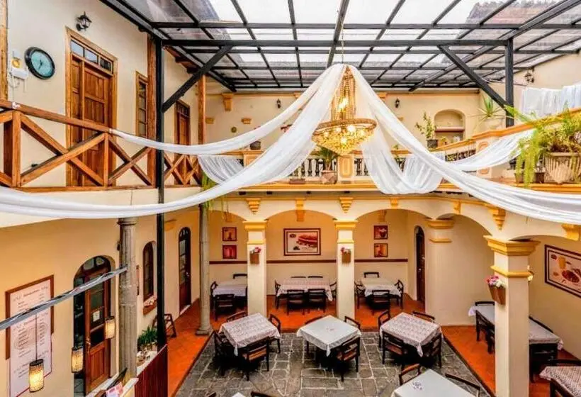 スタンダードシングルルーム, Hostal La Suite