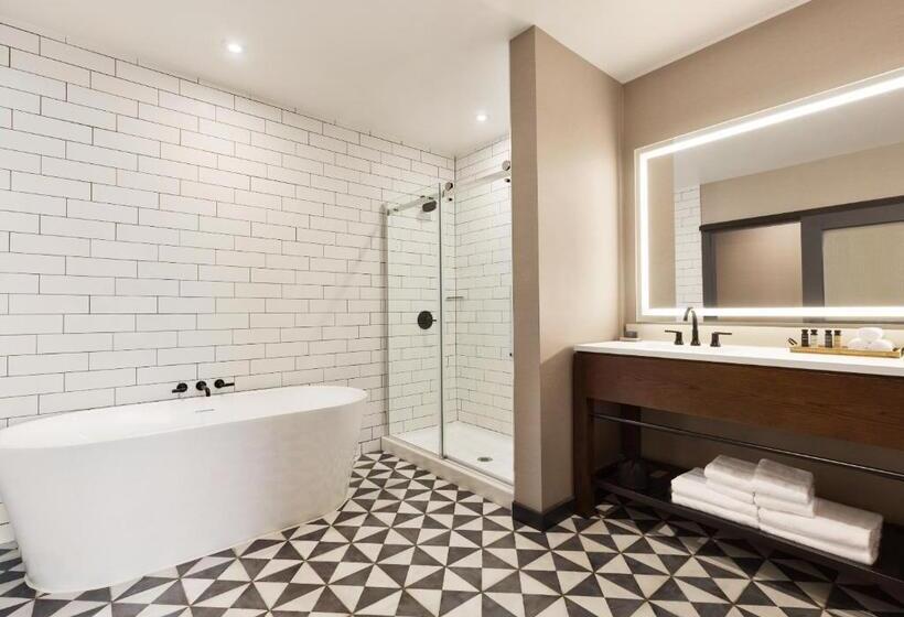 带大床的套房, Origin Red Rocks, A Wyndham