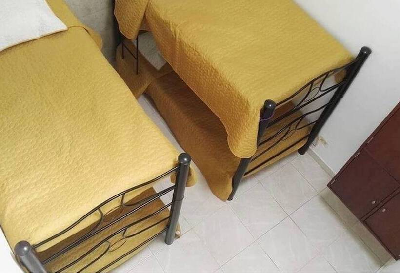 اتاق خانوادگی با سرویس بهداشتی مشترک, Vitrips Hostel Villavicencio