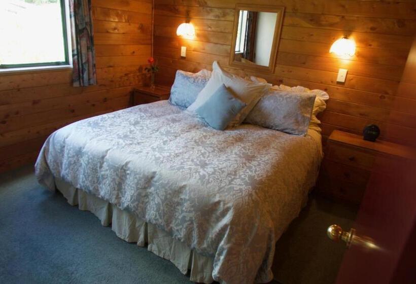 اتاق سه نفره دلوکس با چشمانداز دریا, The Grange Lodge