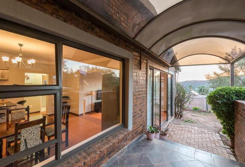 Апартаменты 1 Спальня, Map's View Guesthouse