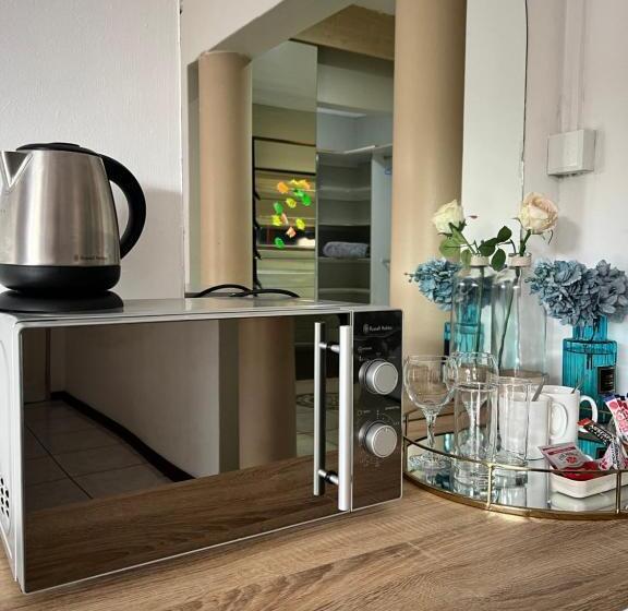 Люкс, Map's View Guesthouse