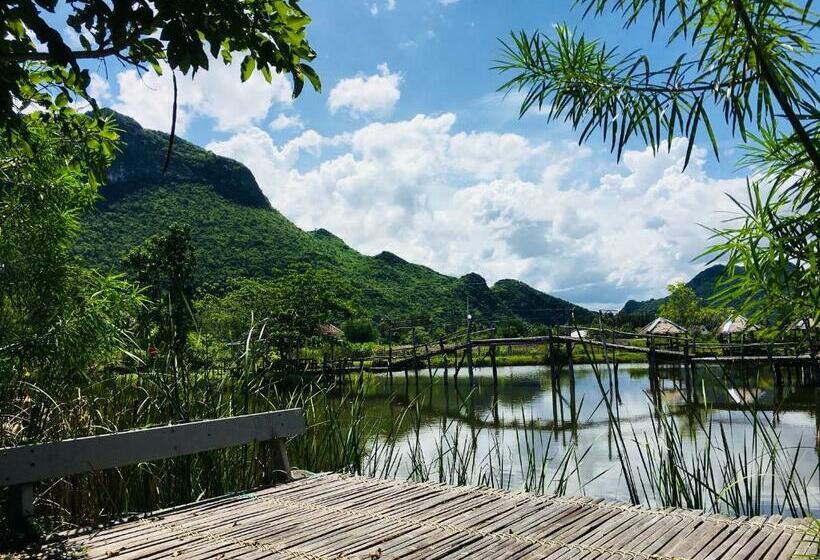 침실 1개 주택, Numpu Baandin