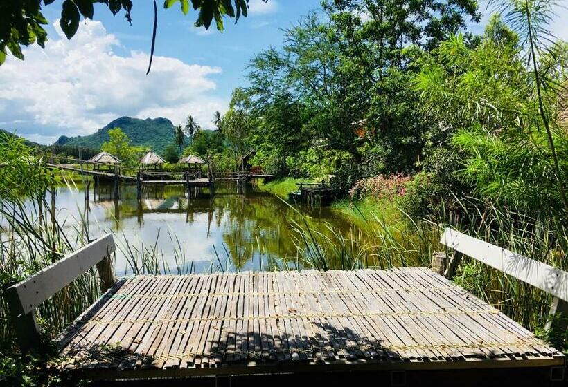 침실 1개 주택, Numpu Baandin