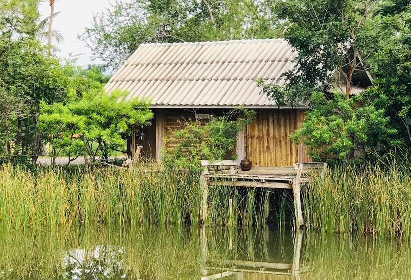 침실 1개 주택, Numpu Baandin