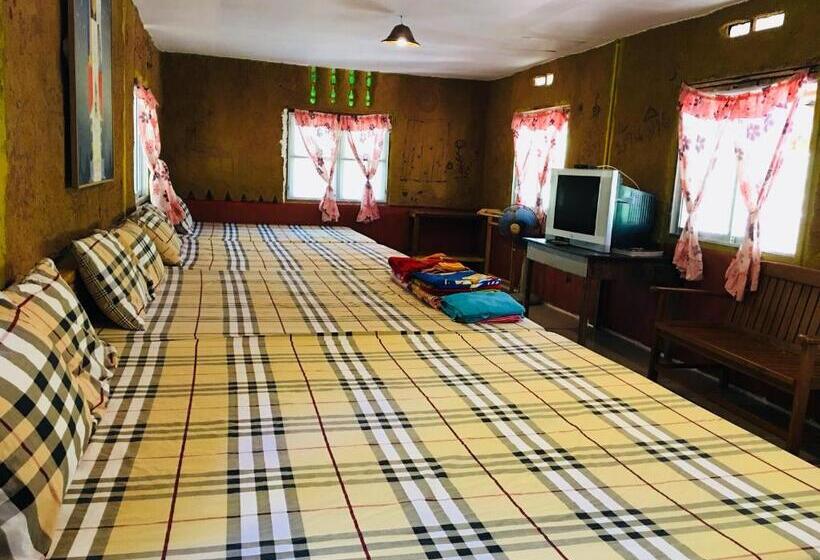 패밀리 방갈로, Numpu Baandin