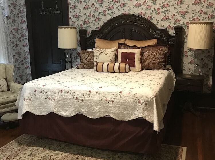 Номер Стандарт, Grand Gables Inn Bed & Breakfast