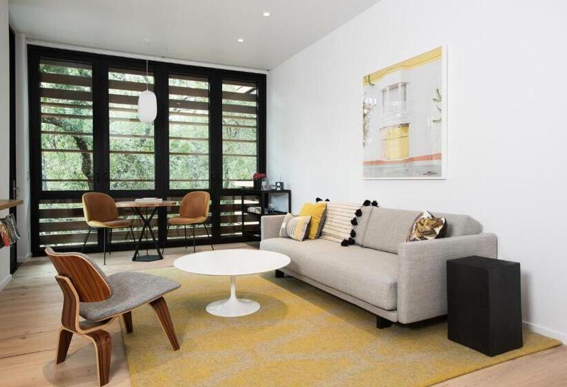 스위트, Harmon Guest House