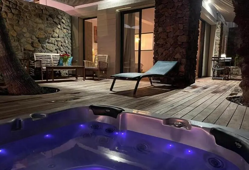 آپارتمان 1 خوابه همکف, Villa Prana