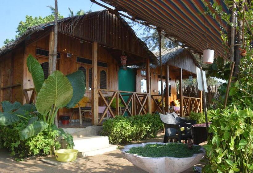 豪华海景房带阳台, Omkar Beach Bungalow