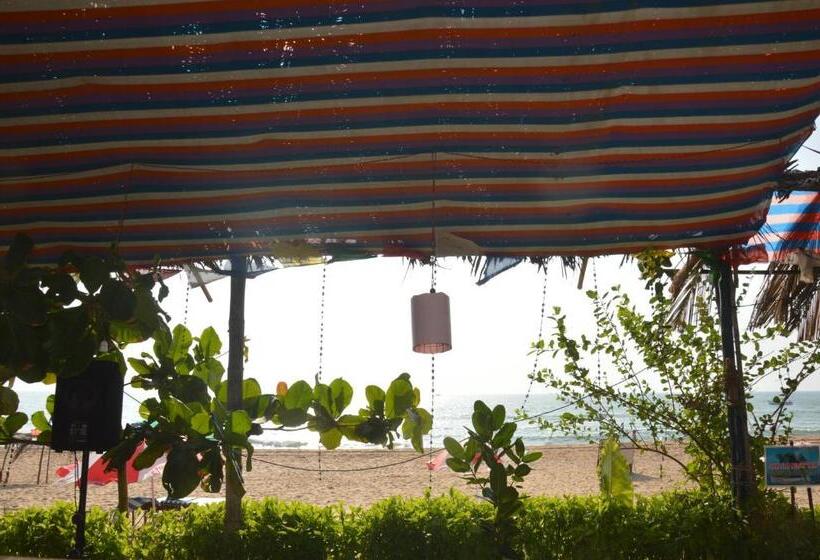 디럭스 테라스 룸 바다 전망, Omkar Beach Bungalow