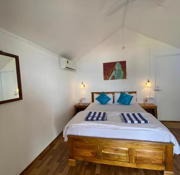 豪华海景房, Omkar Beach Bungalow