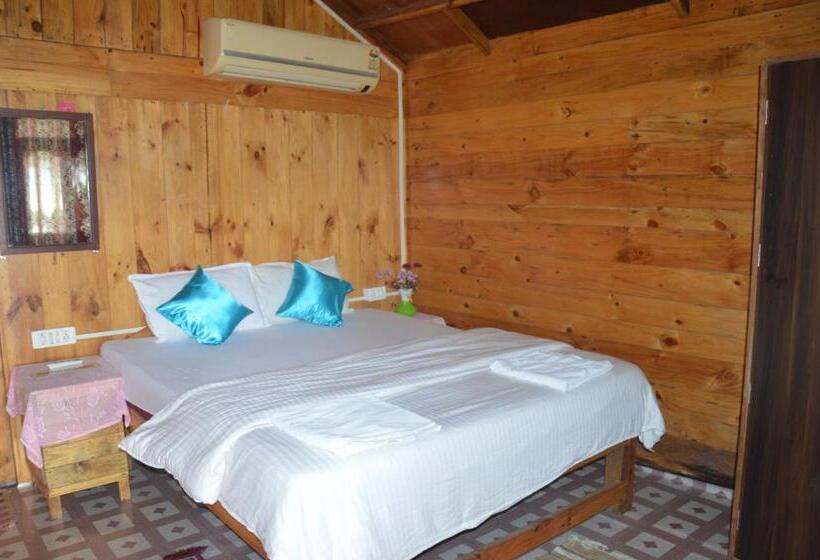 豪华海景房带阳台, Omkar Beach Bungalow