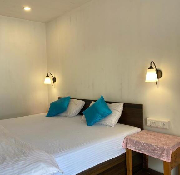 带海景的豪华间, Omkar Beach Bungalow