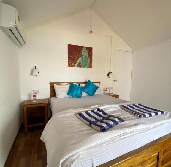 디럭스 룸 바다 전망, Omkar Beach Bungalow