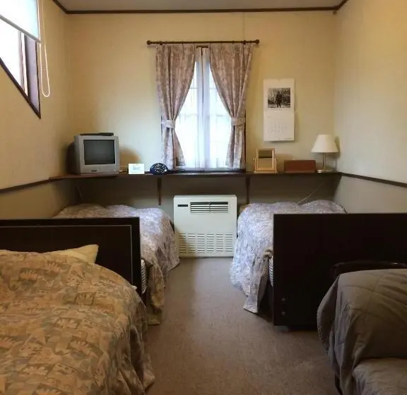 Deluxe Kolmen Hengen Huone, Shikino Yado Subaru