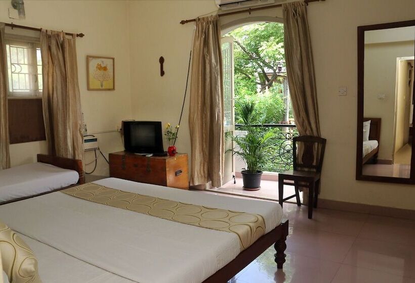 Pokój Deluxe, Happy Planet