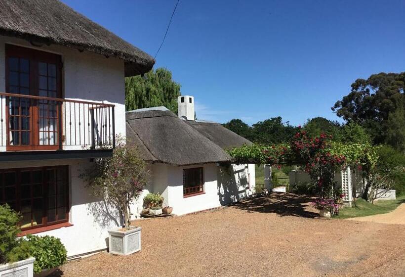 سوییت با چشم‌انداز باغ, Acara Guesthouse & Cottages