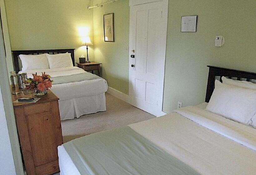 Номер Deluxe Вид на Сад, The New London Inn