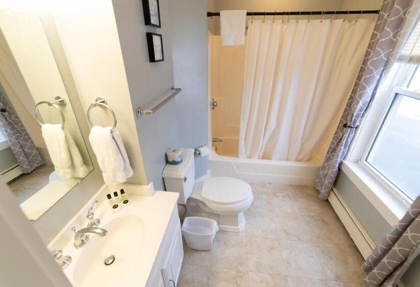 غرفة قياسية, The New London Inn